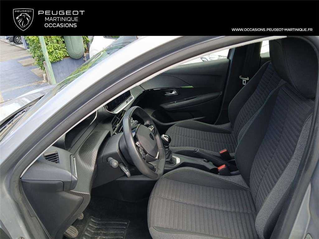 PEUGEOT New 208 ACTIVE