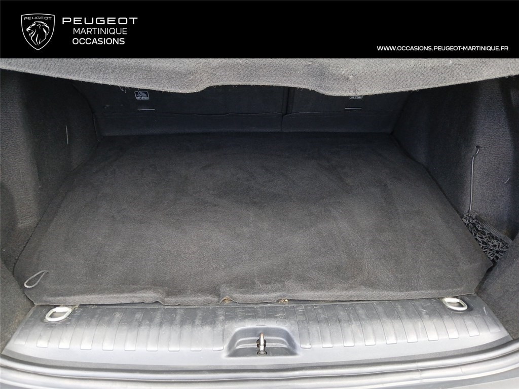 PEUGEOT 2008 Style
