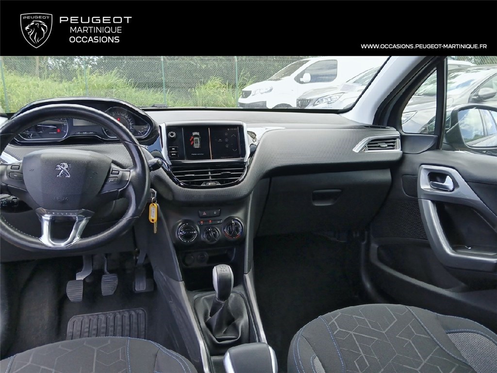 PEUGEOT 2008 Style