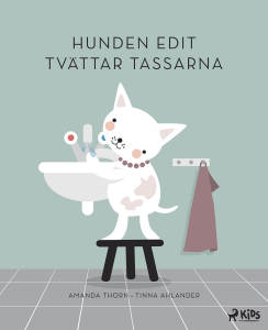 Hunden Edit tvättar tassarna