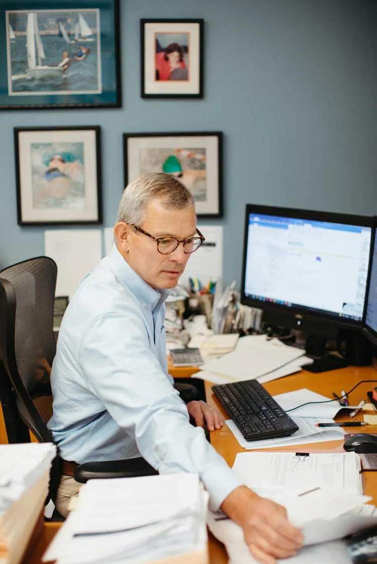 image of a corporate award ceremony