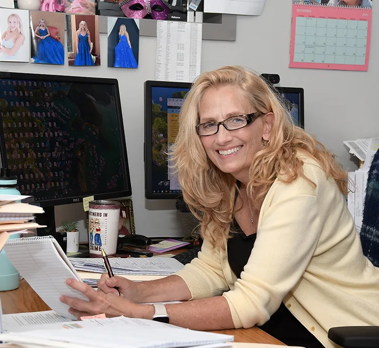 image of a corporate award ceremony