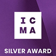 ICMA Silver Award: weißes ICMA-Logo auf violettem Hintergrund