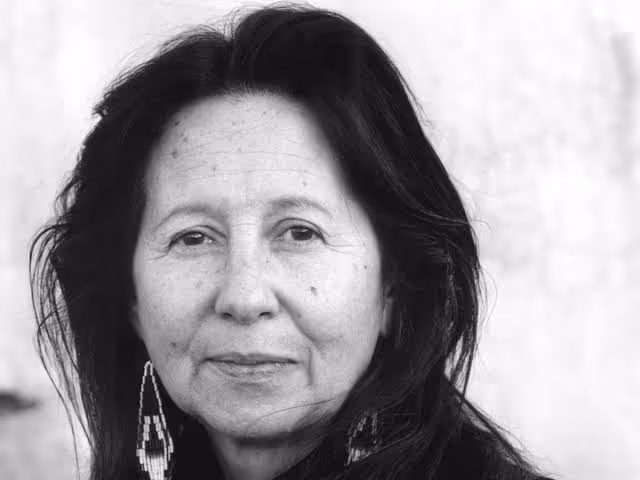 Jaune Quick-to-See Smith