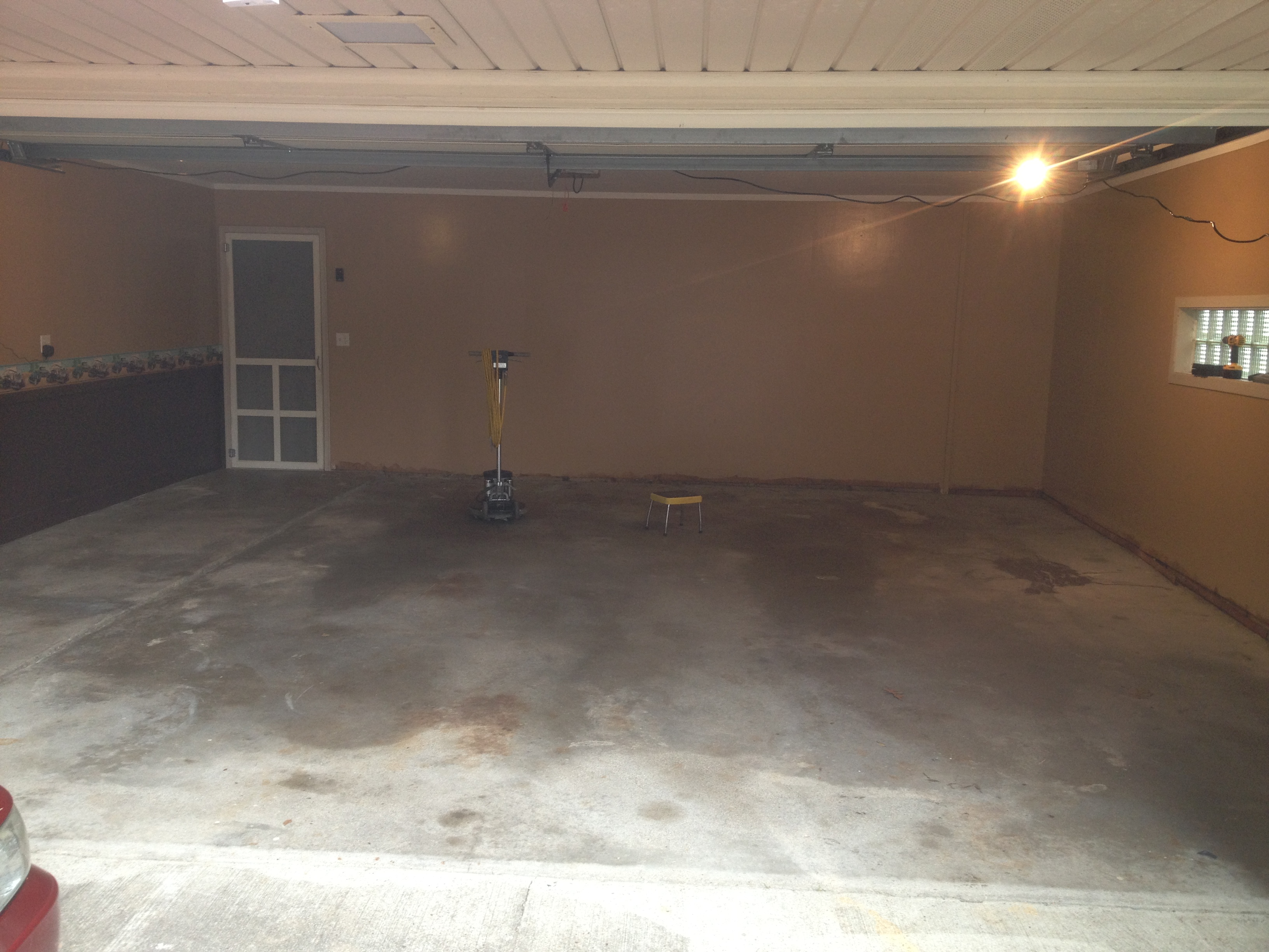 Why Spring is Perfect for Garage Floor Coating