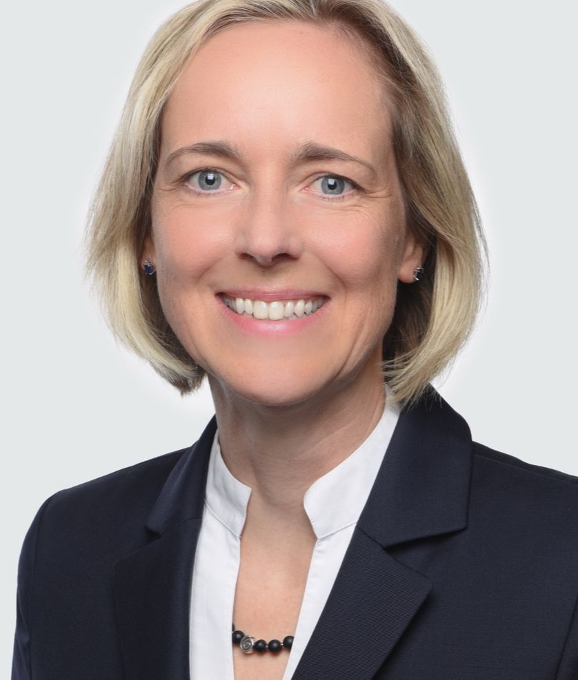 Porträt von Jenny Schmigale, Senior Advisor und Of Counsel bei Comfield Legal