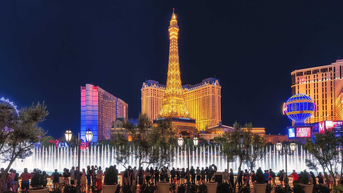 busy downtown area (for a mobility and transportation) [background image]