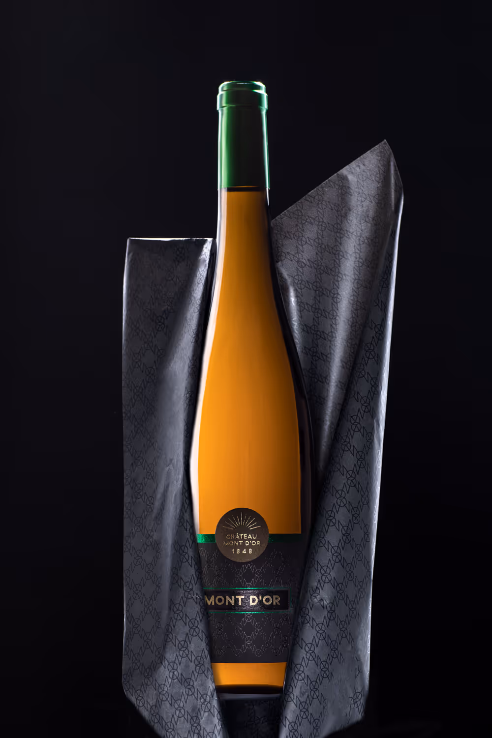 photo de bouteille de vin en studio