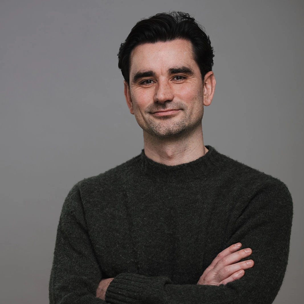 Headshot of Tom Summerfield