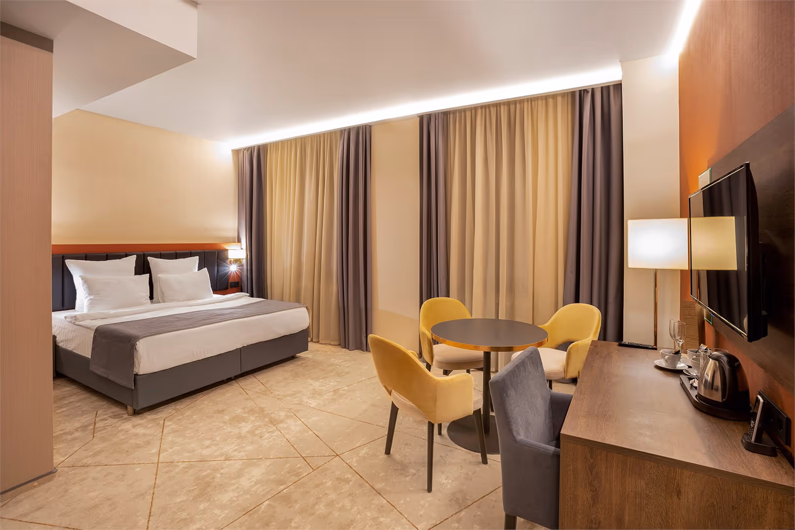 Room 03