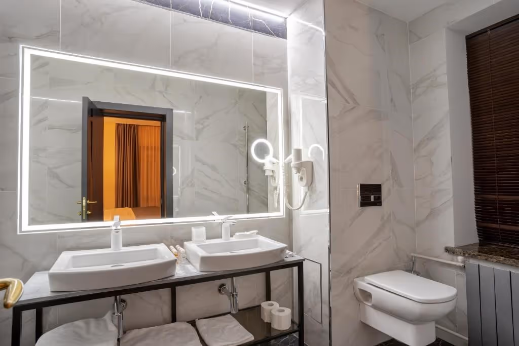 Family room with bathroom 05