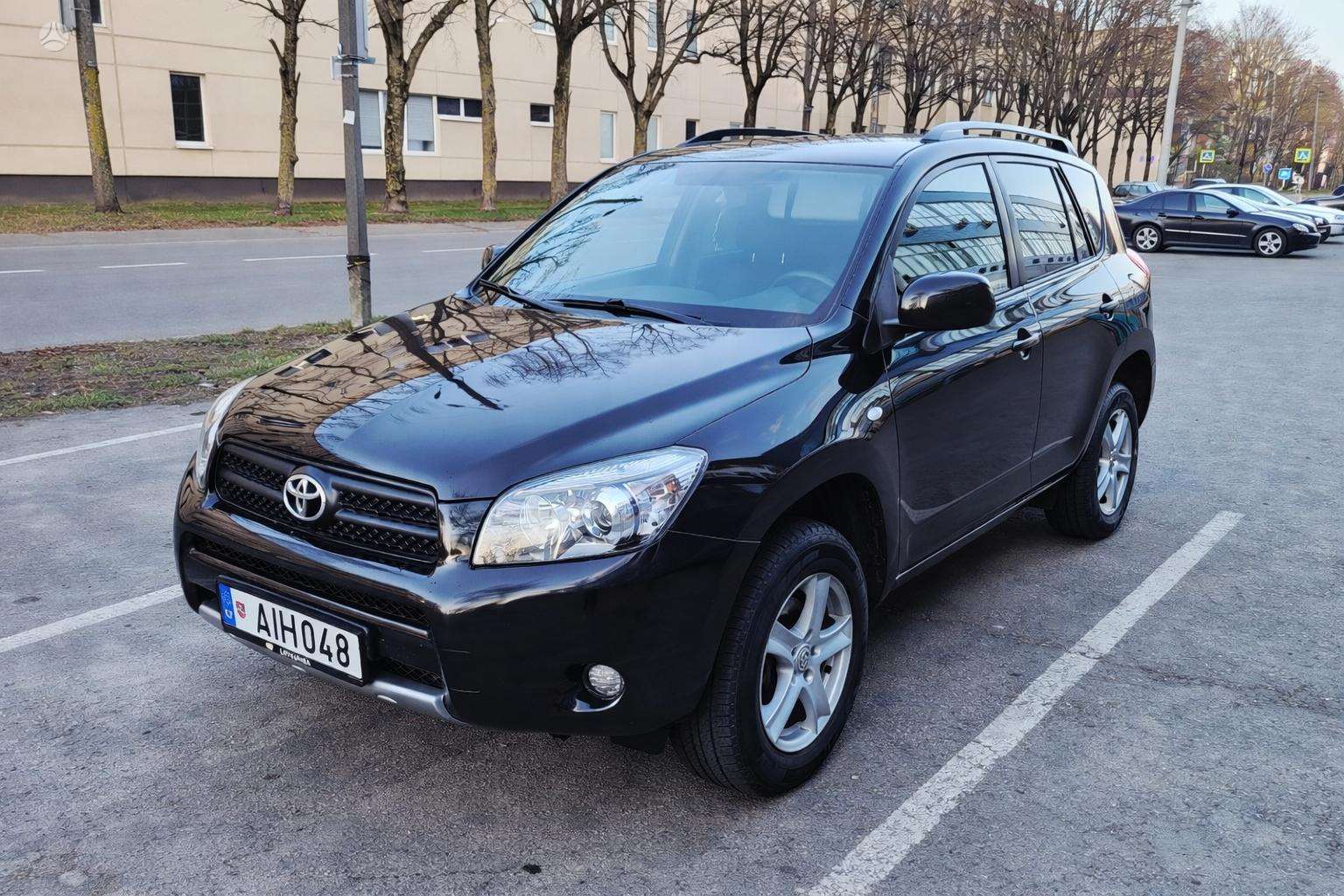 Автомобіль