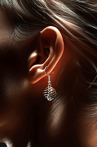 A Layrium jewel on a model