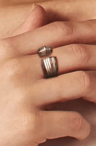 A Layrium jewel on a model