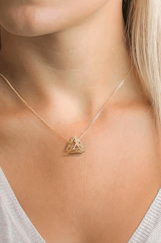 A Layrium jewel on a model