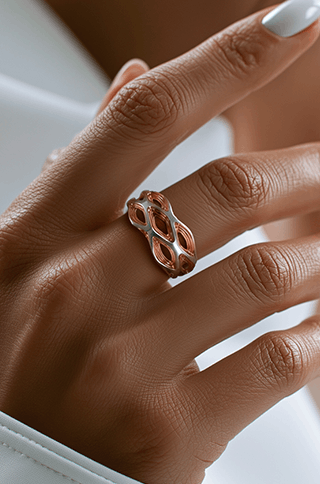 A Layrium jewel on a model