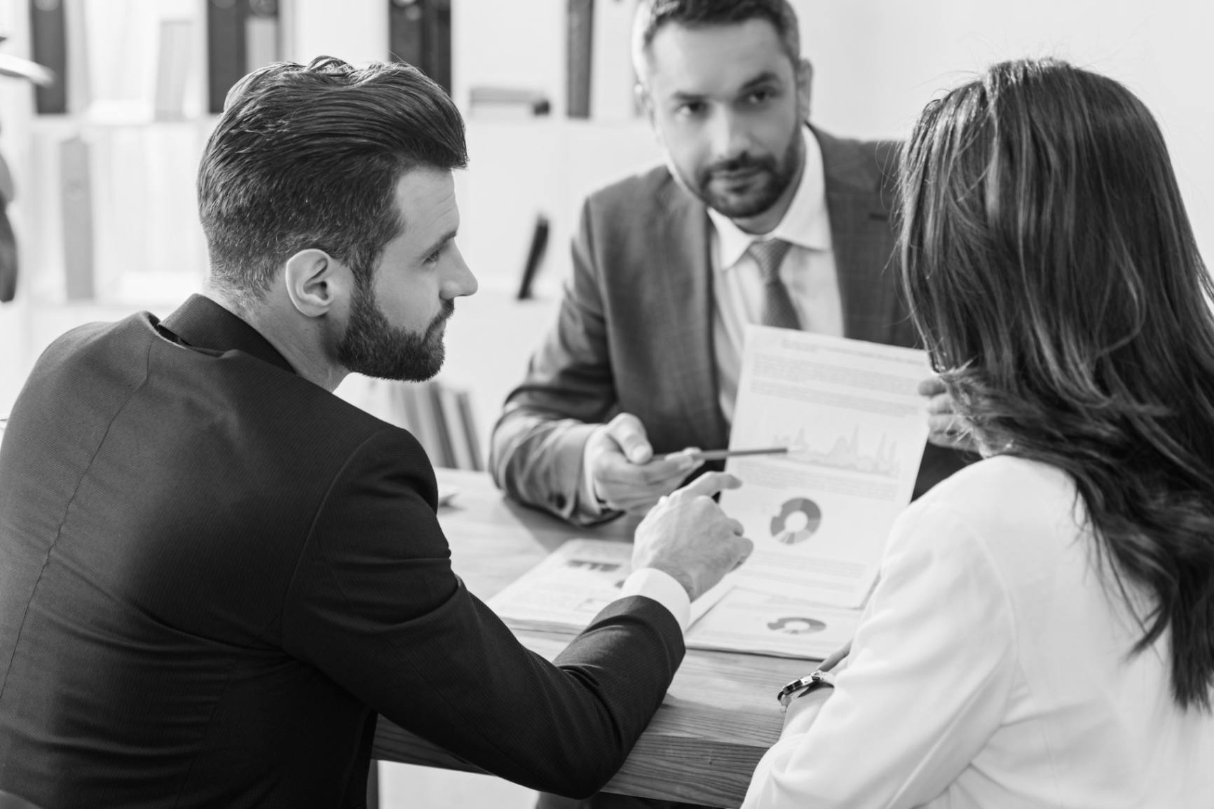 Maximizing ROI with Strategic Apple Consulting