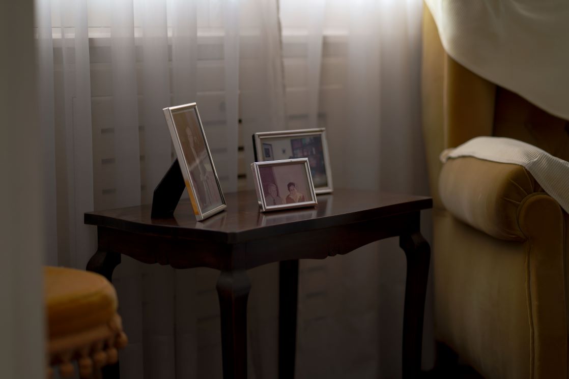 picture frame in a living room