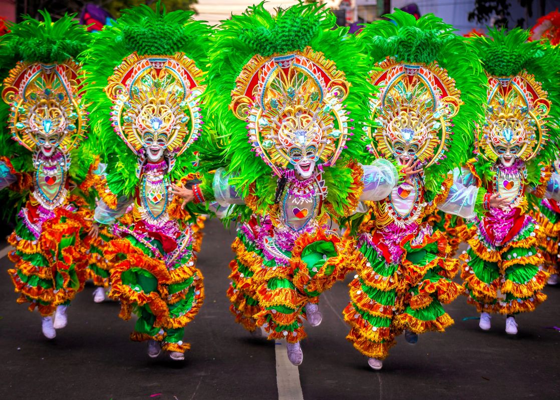 mardi gras with people with mask