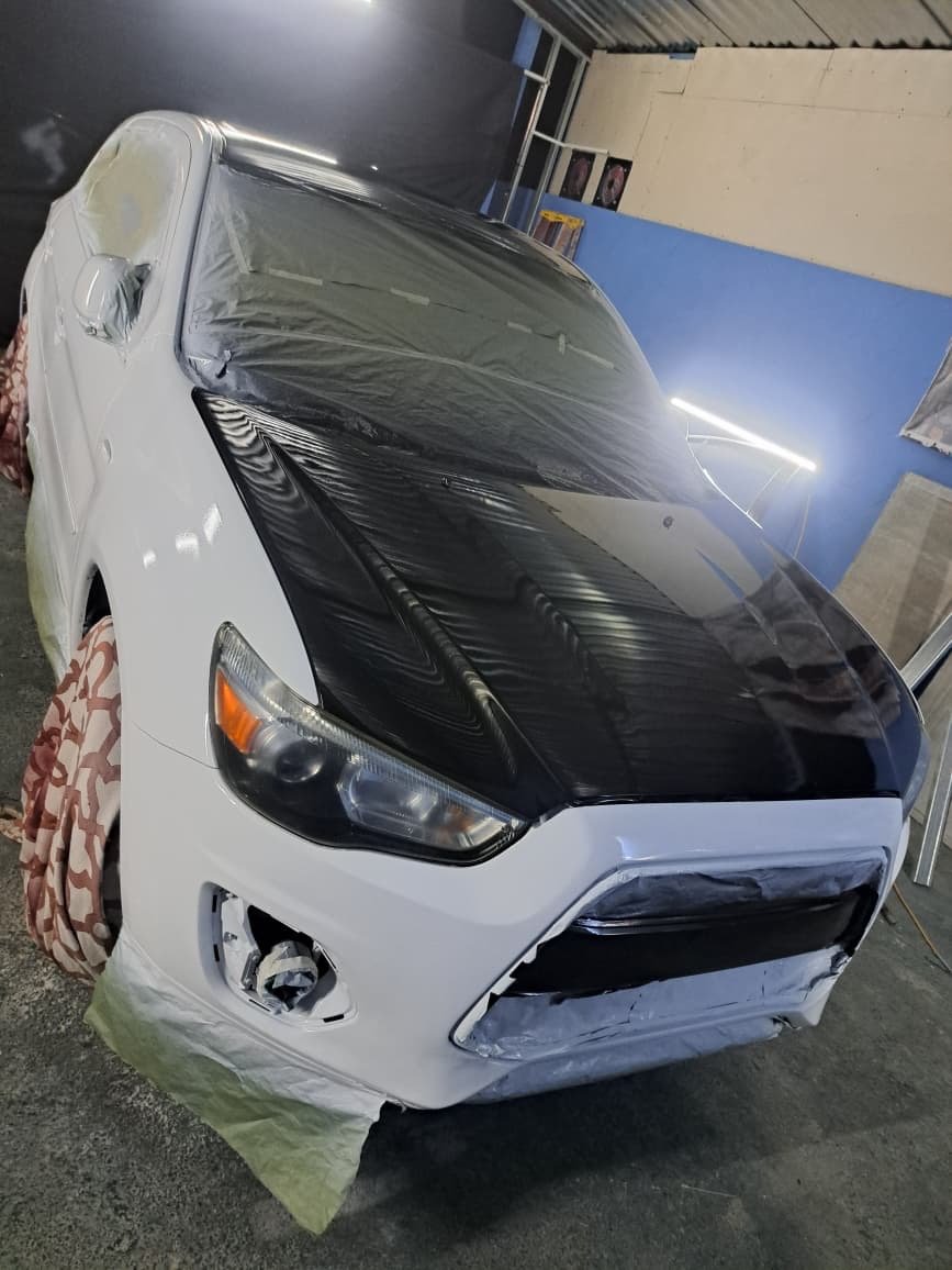 Reparacion de choques de automovil en piedras negras