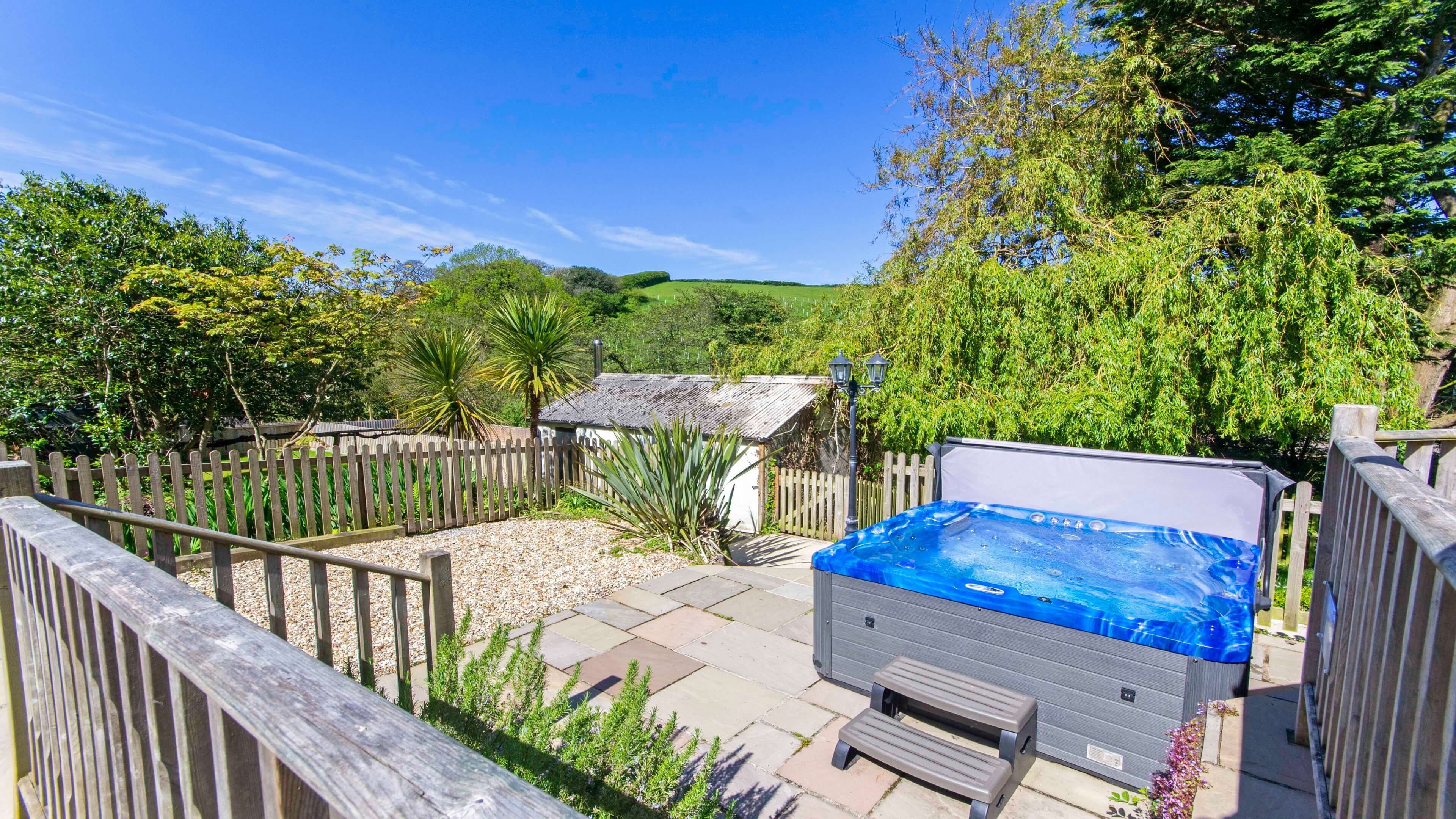 north devon holidays with hot tub