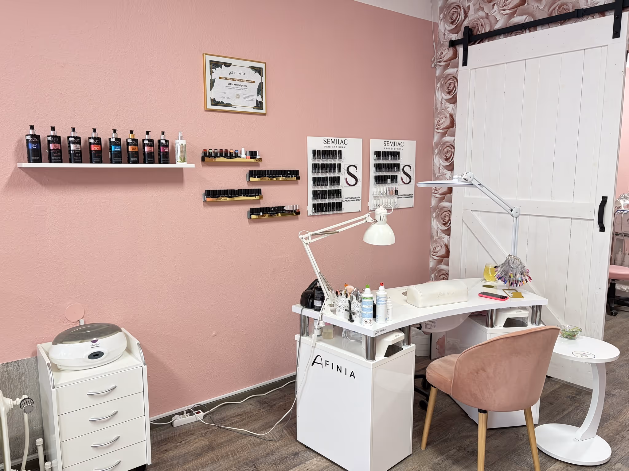 Innenraum des LucoROSE Kosmetikstudios