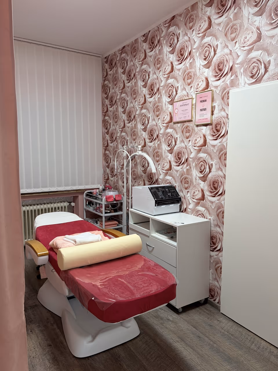 Behandlungsraum bei LucoROSE