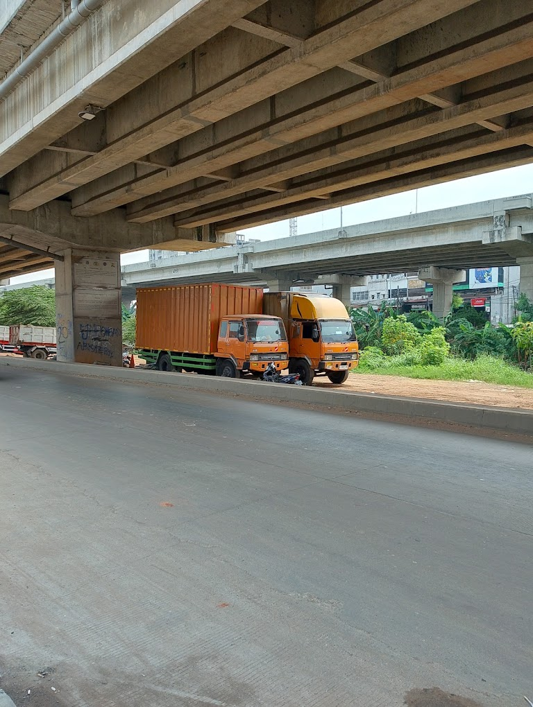 Moda transportasi untuk pengiriman logistik ke sumatera dari jawa