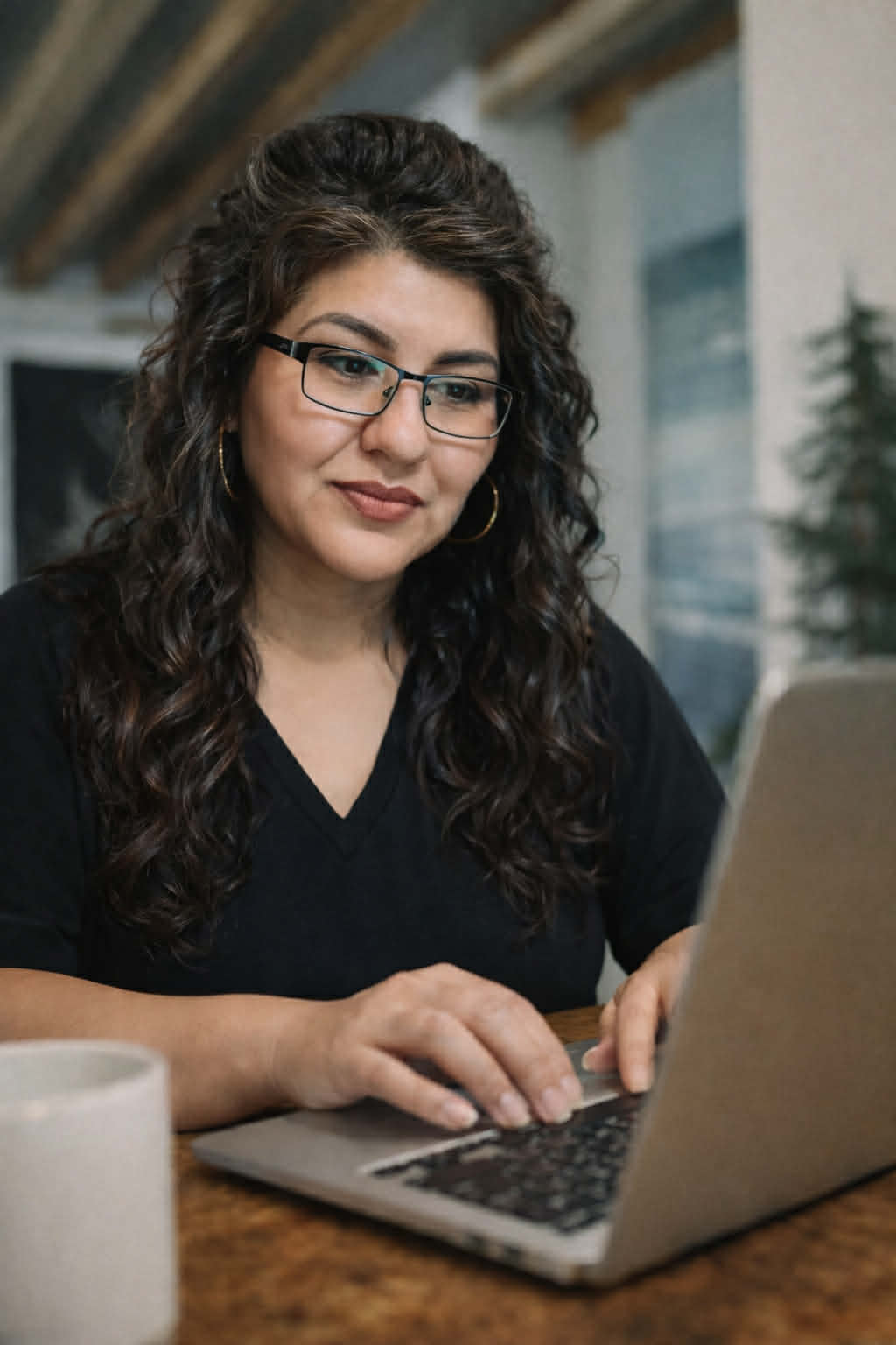 Liz Gutierrez managing operations and documentation systems for DKV Rottweilers, supporting structured communication and nationwide placement.