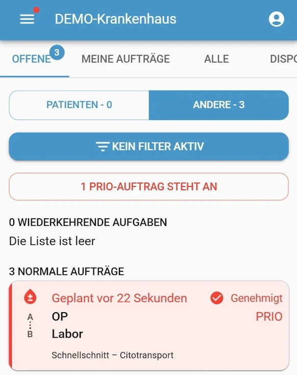 App-Ansicht mit offener Auftragsliste, Anzeige von drei normalen Aufträgen, darunter ein Geplanter OP-Laborauftrag für Schnellschnitt-Citotransport, kein aktiver Filter, eine Prioritätsaufgabe steht an.