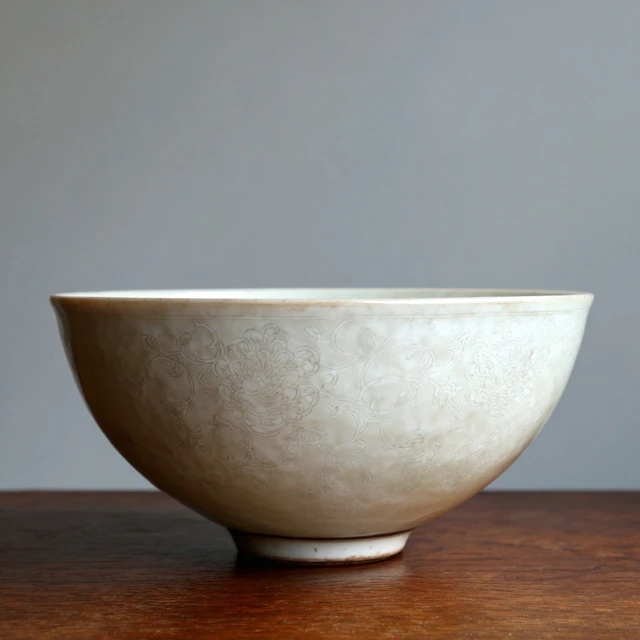 Yongle Tianbai Anhua Stem Bowl