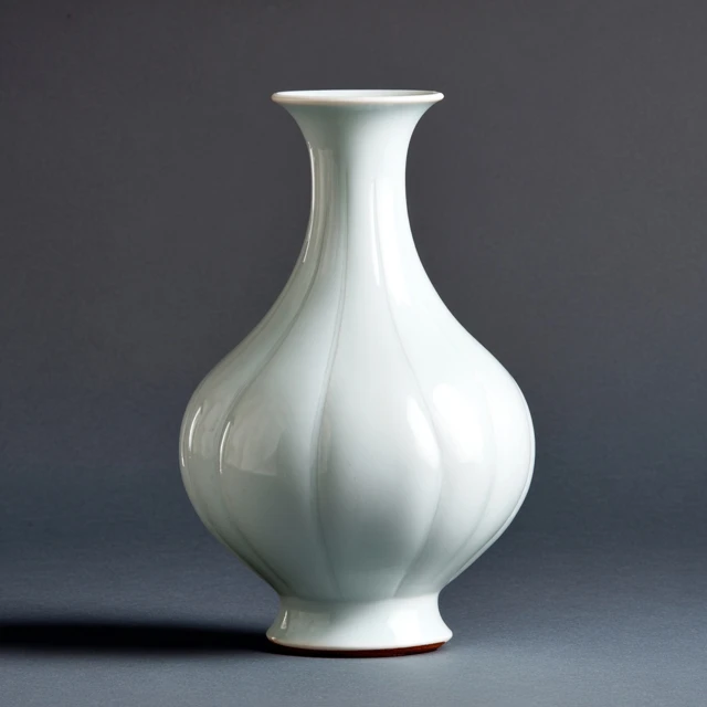 Yuhuchun vase