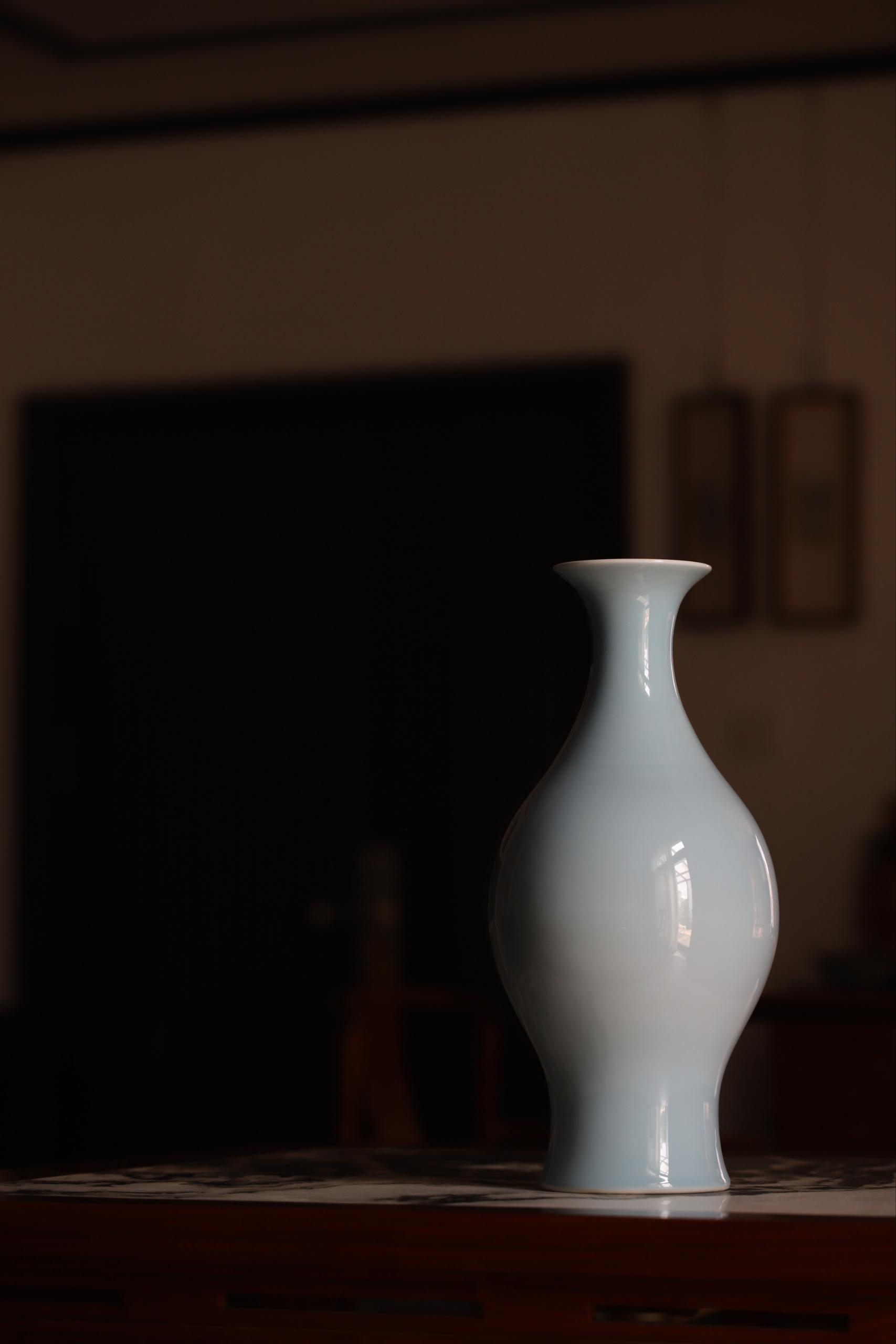 Olive-shaped vase with sky-blue glaze