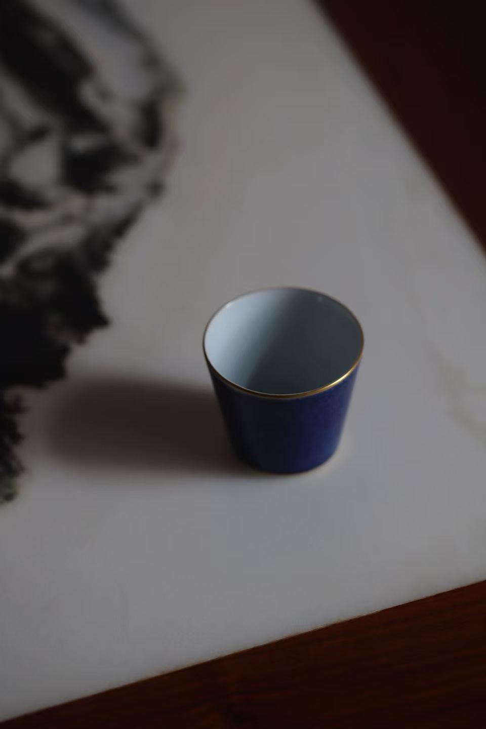 Small Straight-sided Cup with Powder-blue Glaze and Gilt Decoration