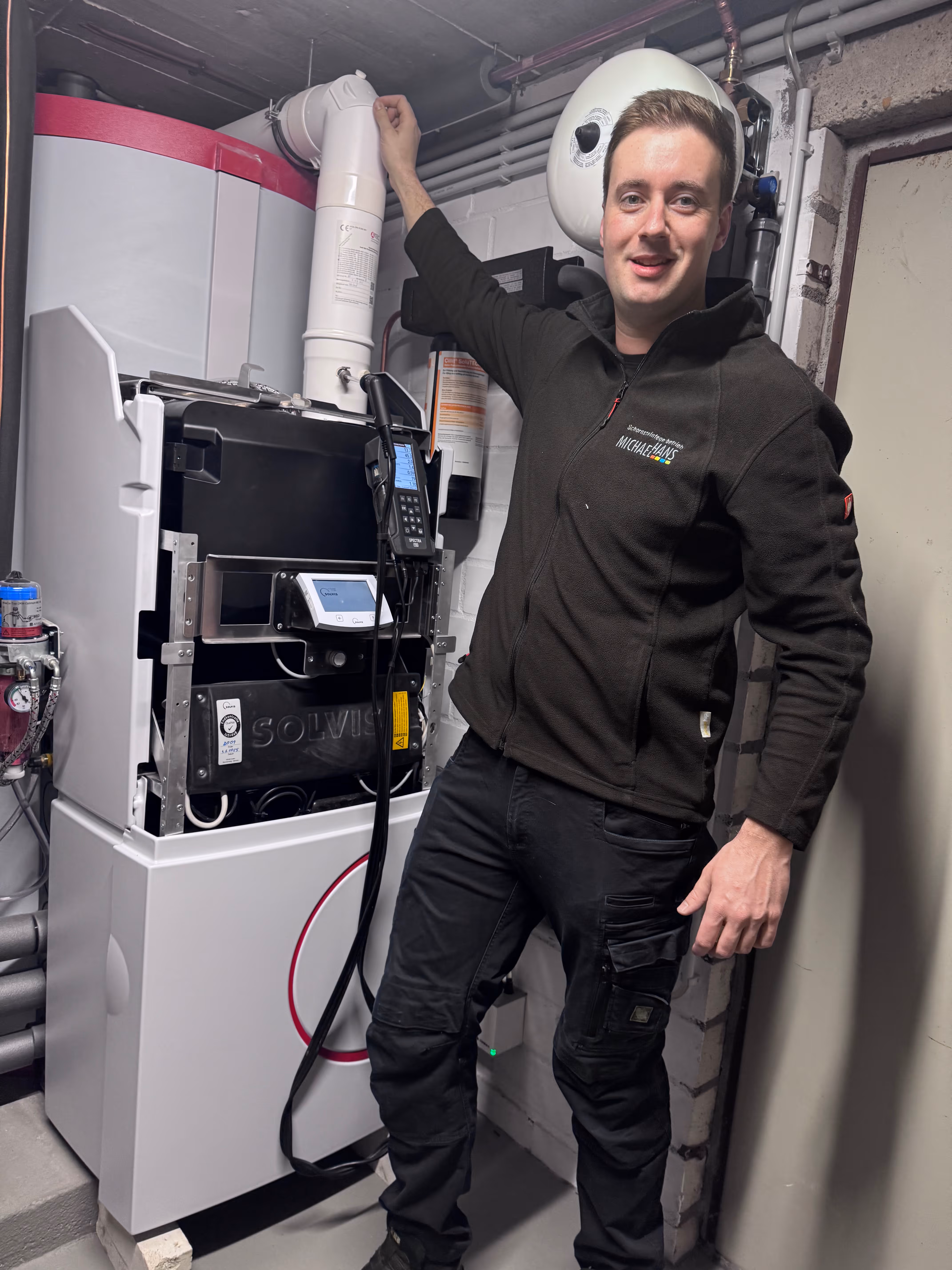 Schornsteinfegerarbeiten Überprüfung und Messungen