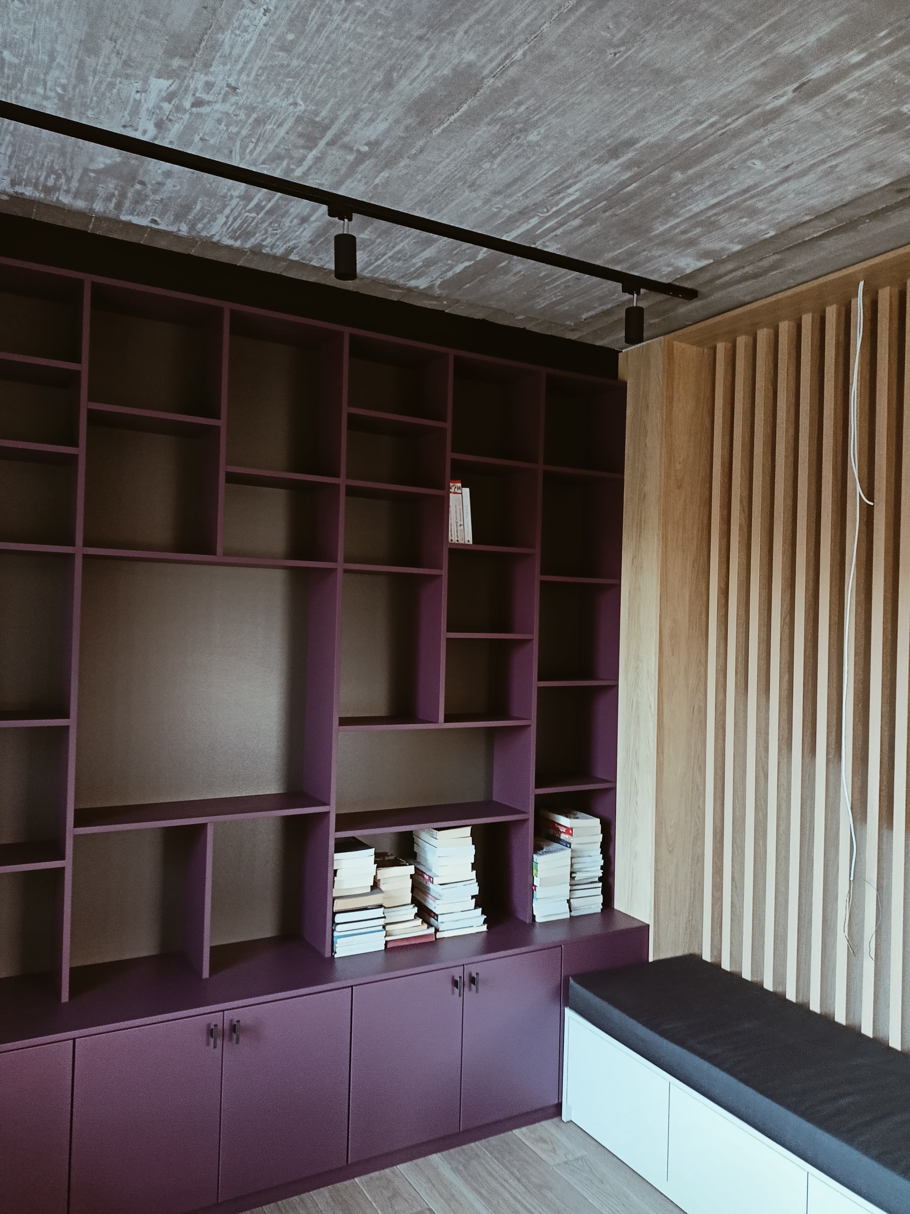 image of office reception area (for a maritime service)