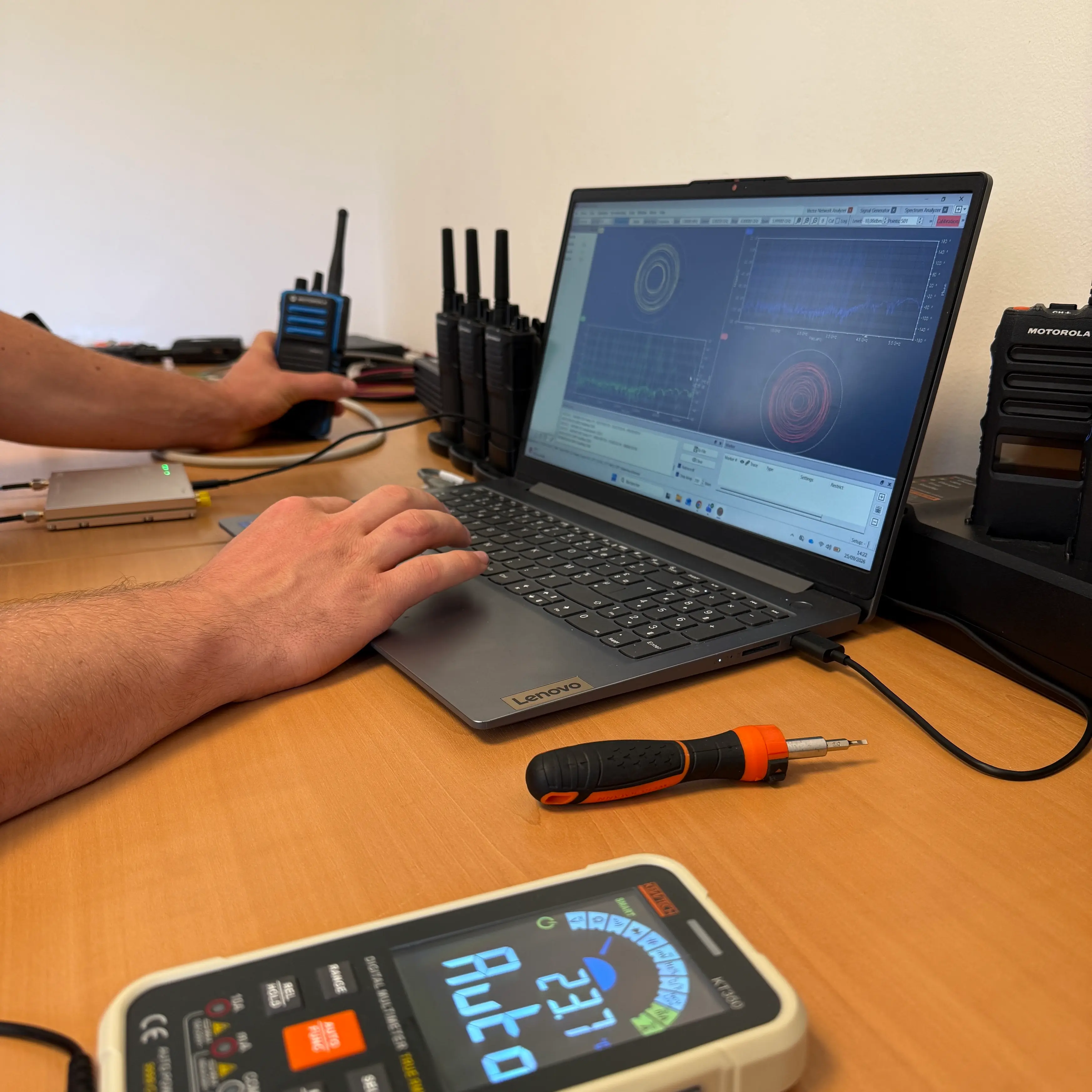 Atelier TRPS - programmation de talkies-walkies Motorola