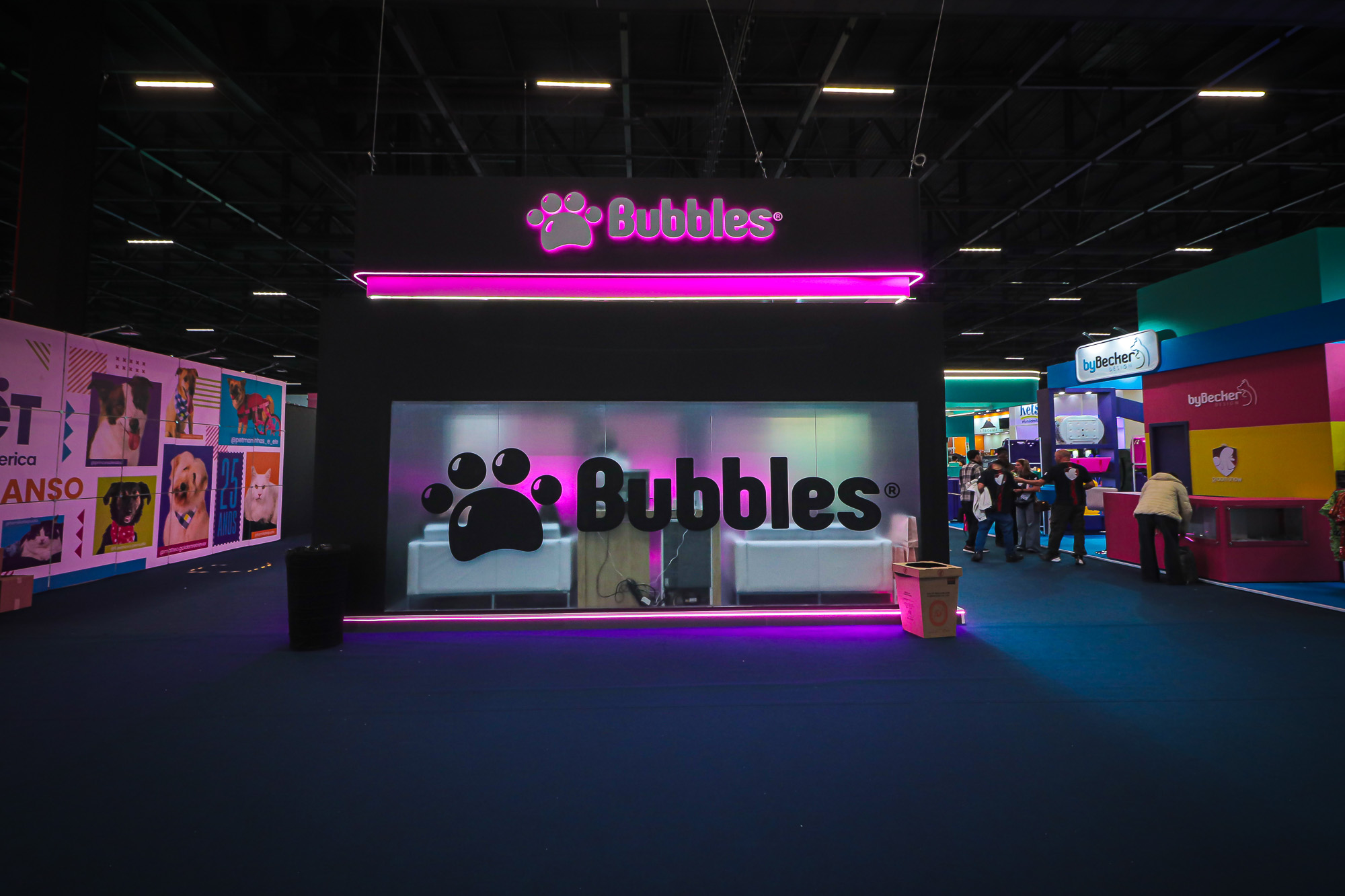 Stand Bubbles 