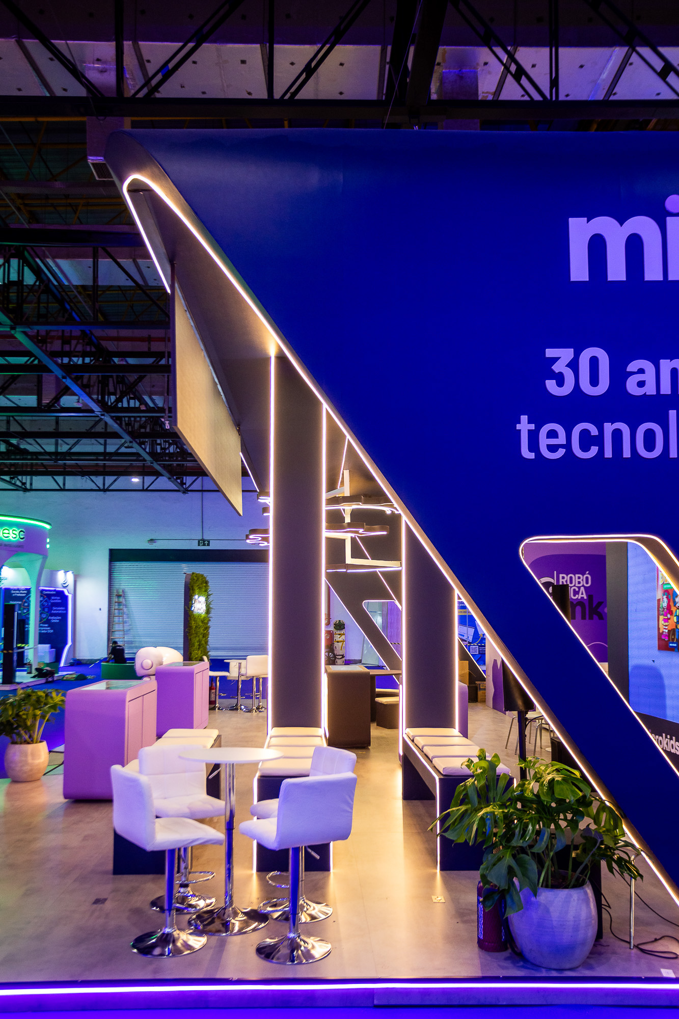 Stand Microkids