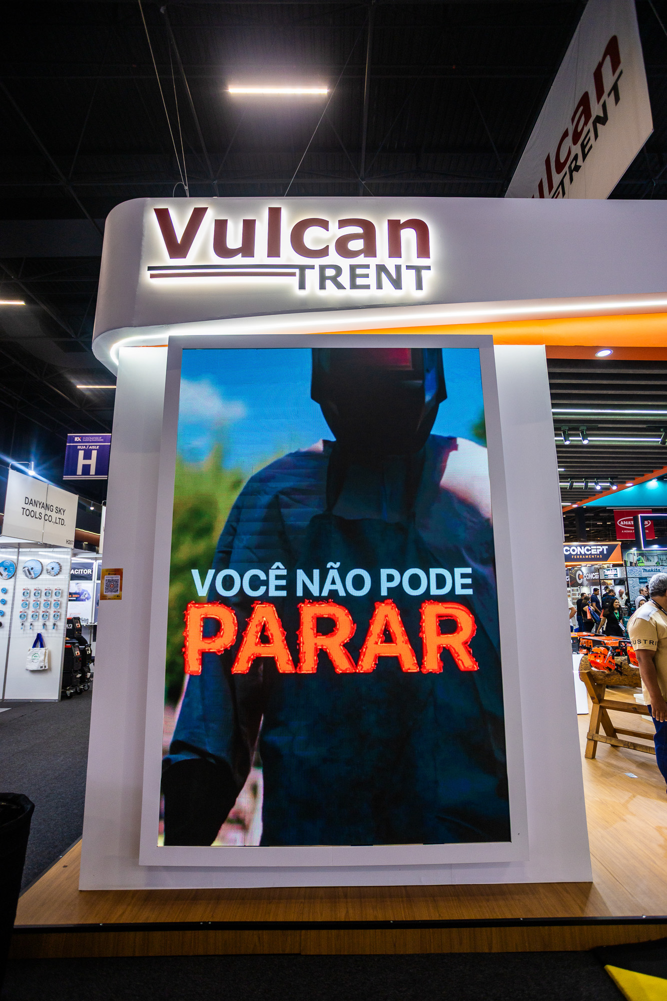 Stand Vulcan Trent 