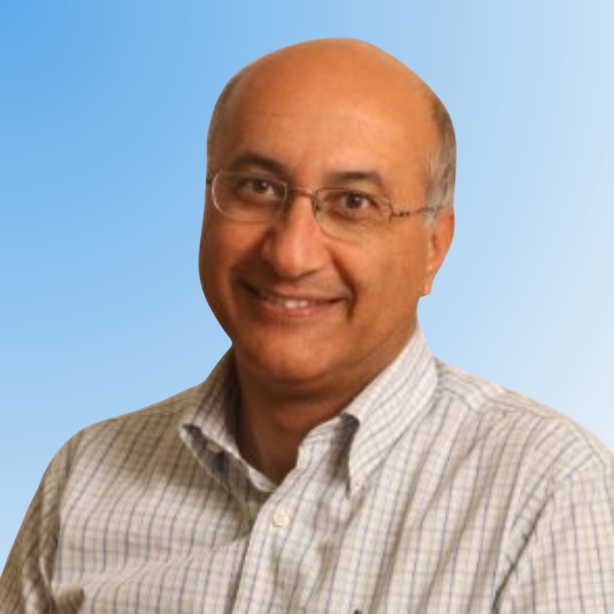 Headshot photo of Prof Shlomo Magdassi