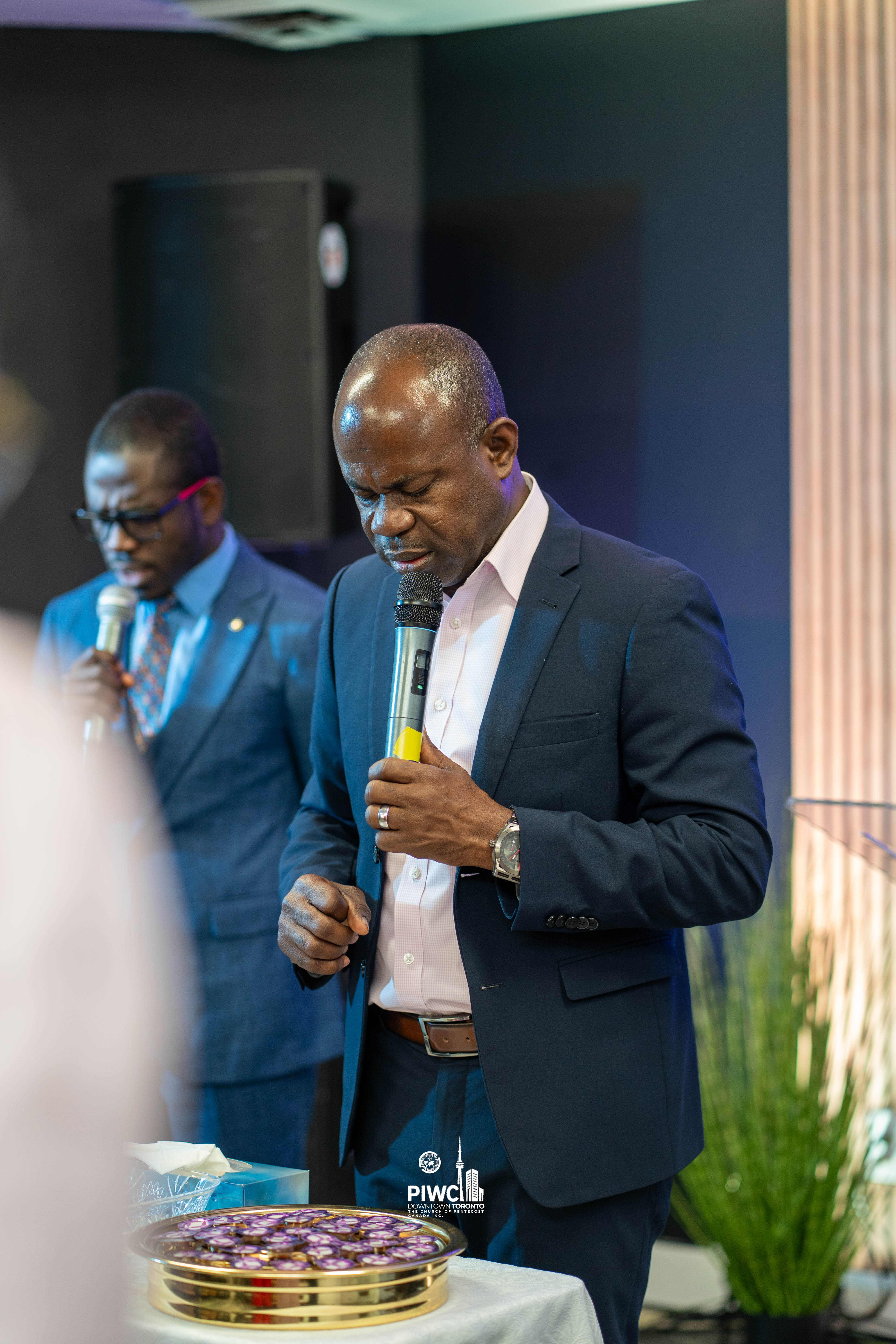 image of church congregation (for a church & cathedral)