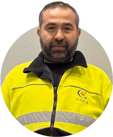 Porträtt av Mustafa Gungor.