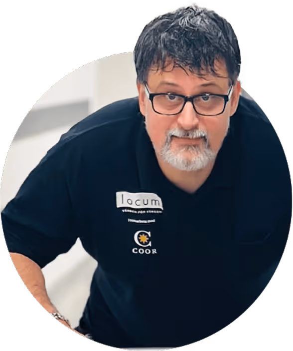 Porträtt av Karim Kassimi.