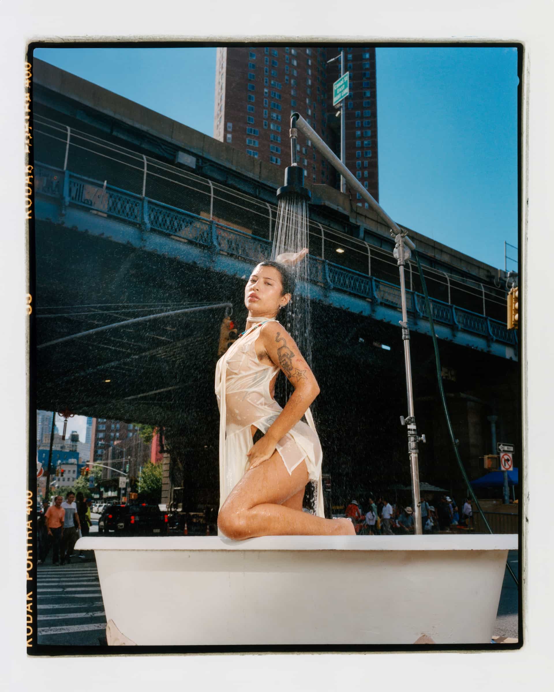 A Bath in Chinatown 
