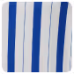 Motif à rayures verticales bleues et blanches sur un tissu.