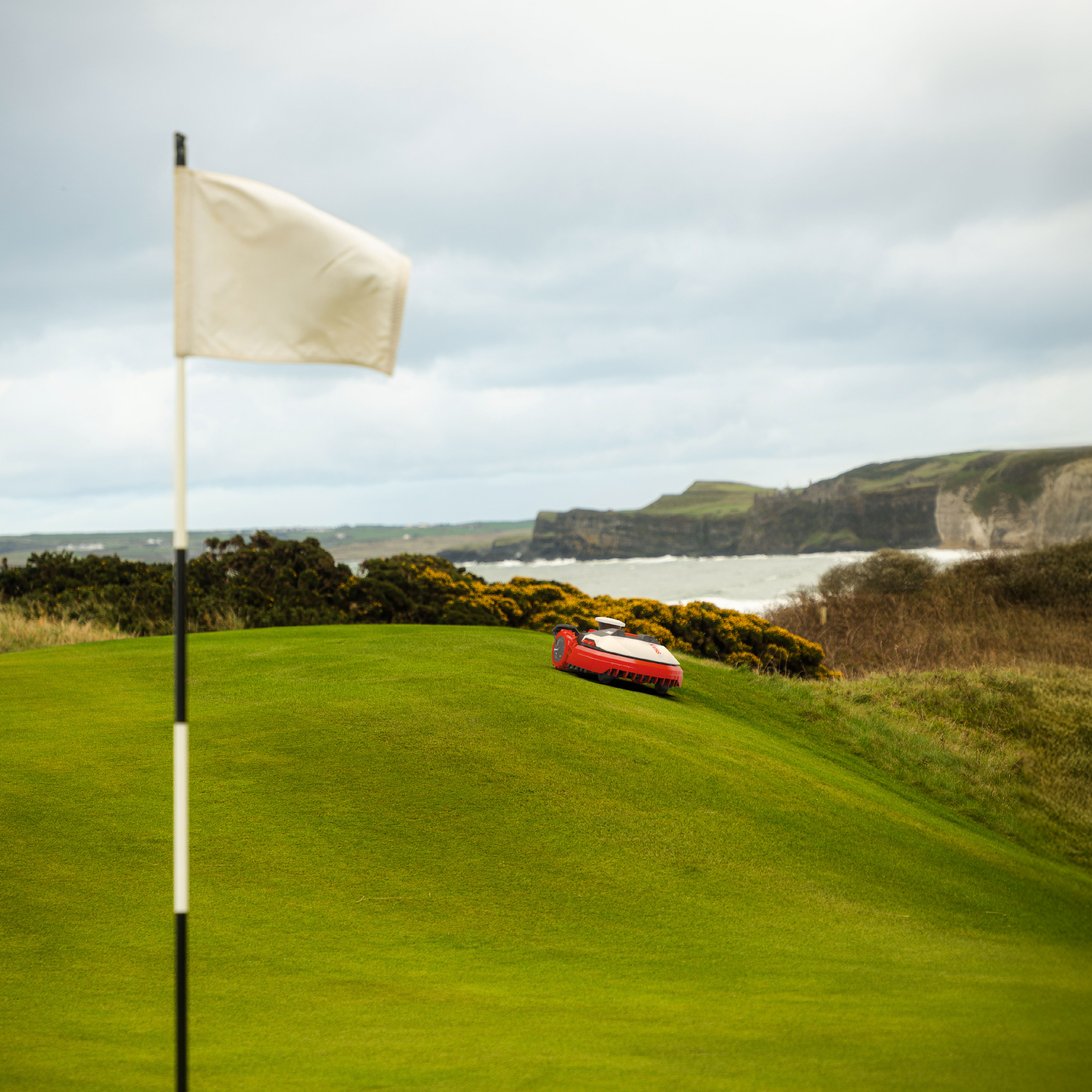 Kress RTKn robotic lawn mowers, perfect for professional green and golf course maintenance