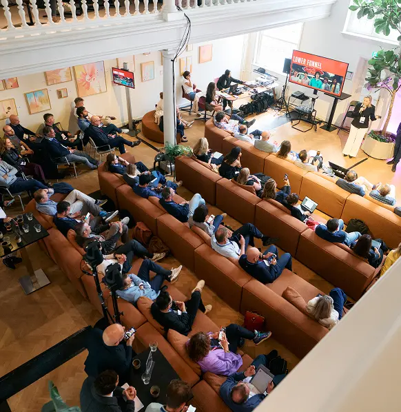 Streaming made easy x Equals - Janneke Nooij