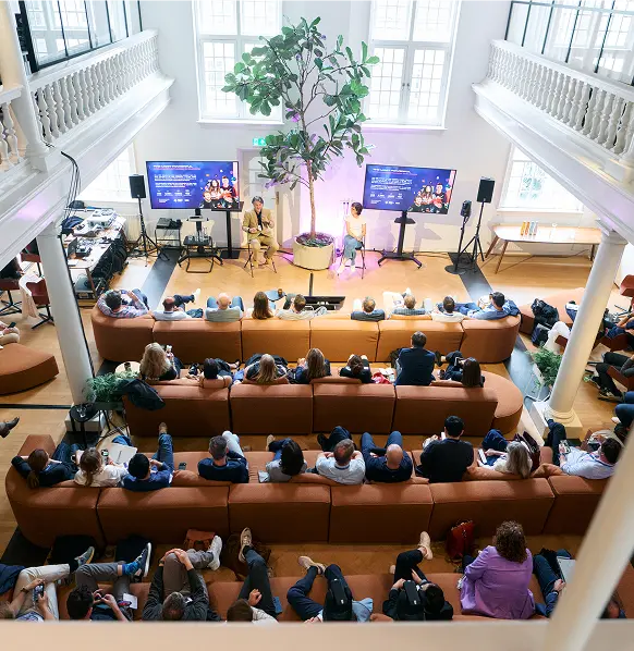 Streaming made easy x Equals - Janneke Nooij