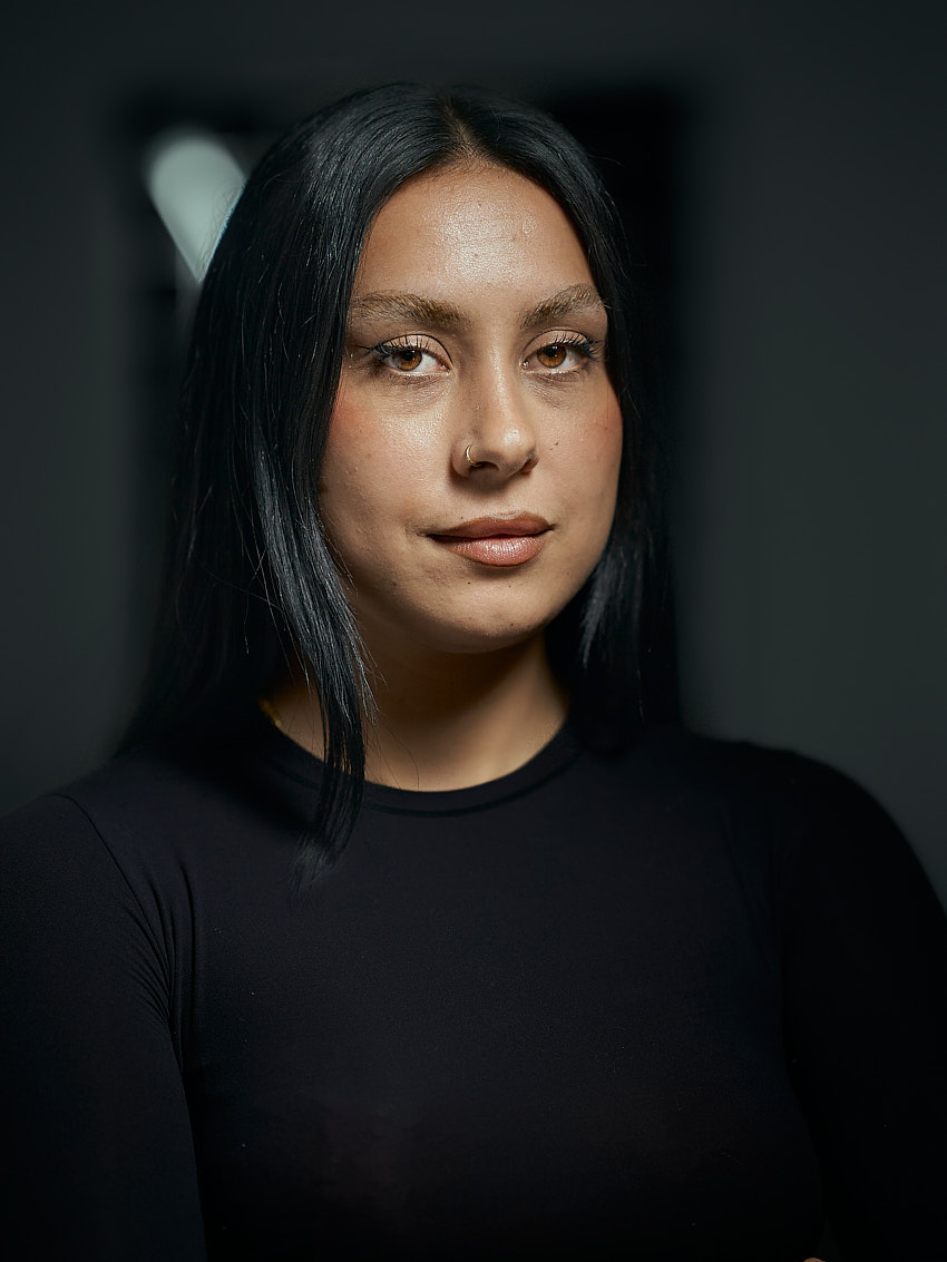 image of team collaborating (for an ar/vr)